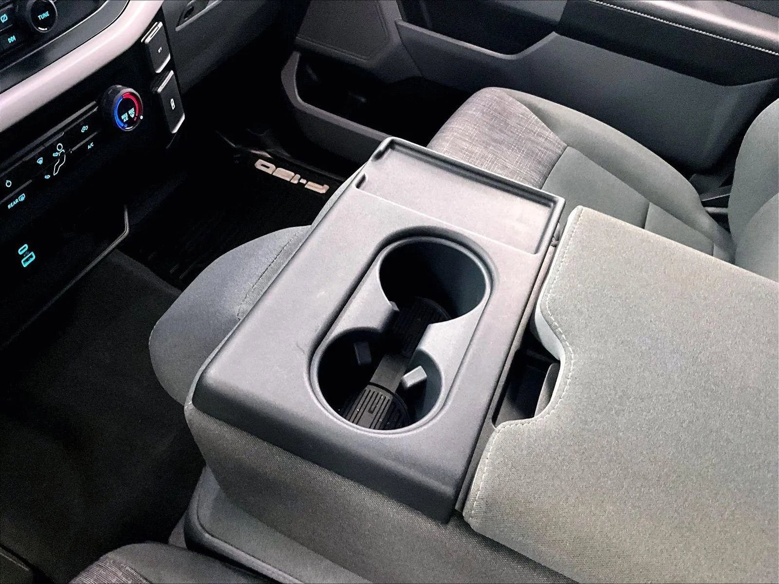 Used 2023 Ford F150 XLT w/ XTR Package image 16