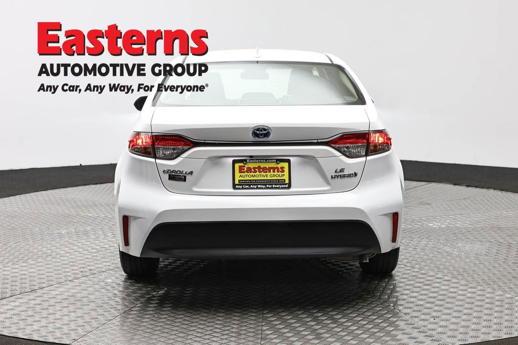 Used 2024 Toyota Corolla LE image 6
