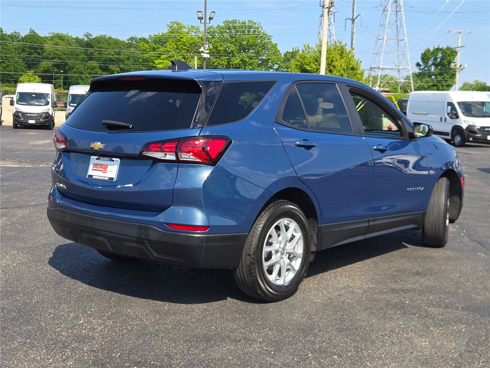 Used 2024 Chevrolet Equinox LS w/ LS Convenience Package FWD image 11