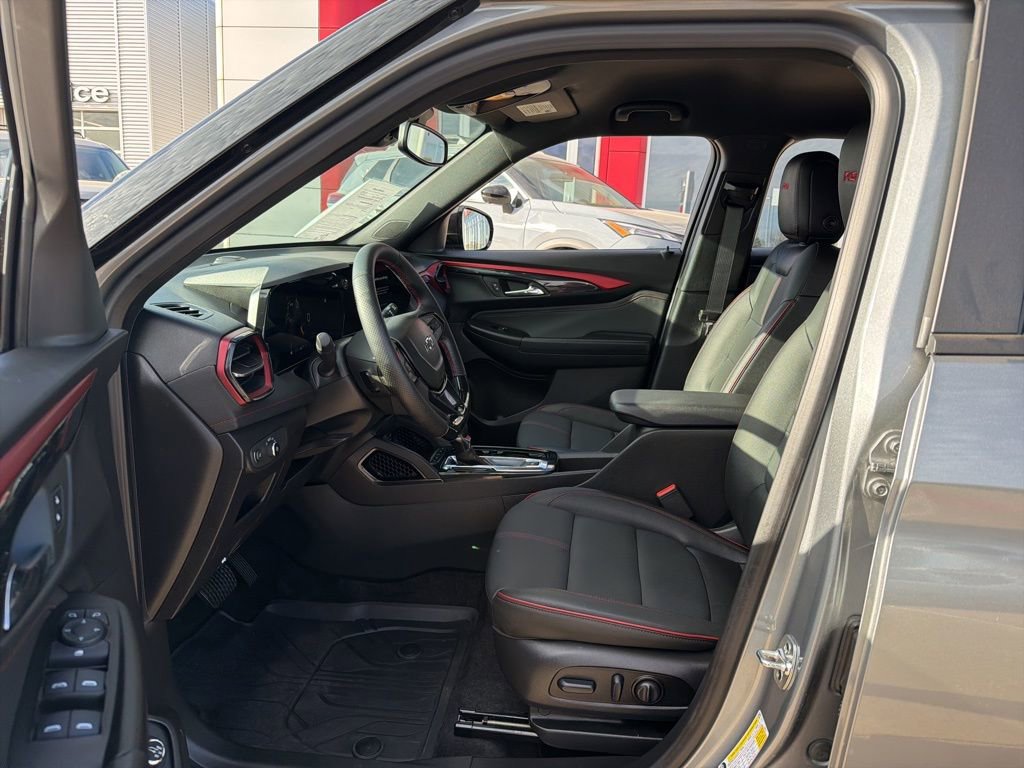 Used 2026 Chevrolet TrailBlazer RS w/ Convenience Package image 14
