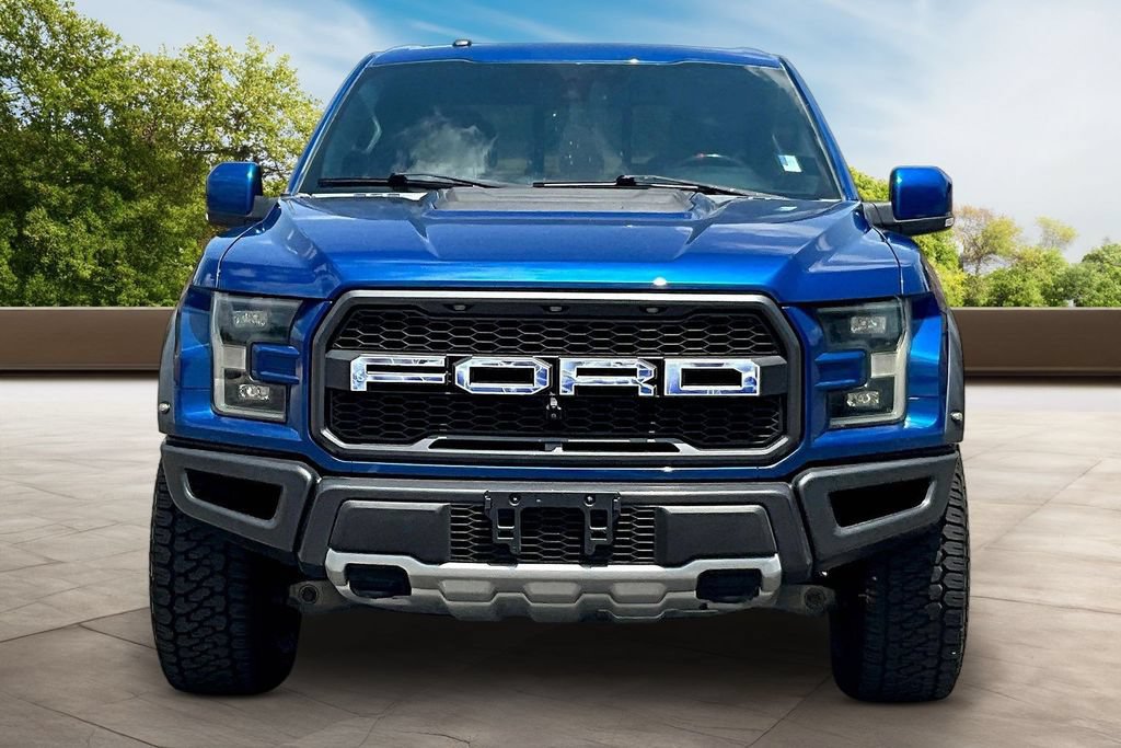 Used 2017 Ford F150 Raptor w/ Equipment Group 802A Luxury AWD/4WD image 3