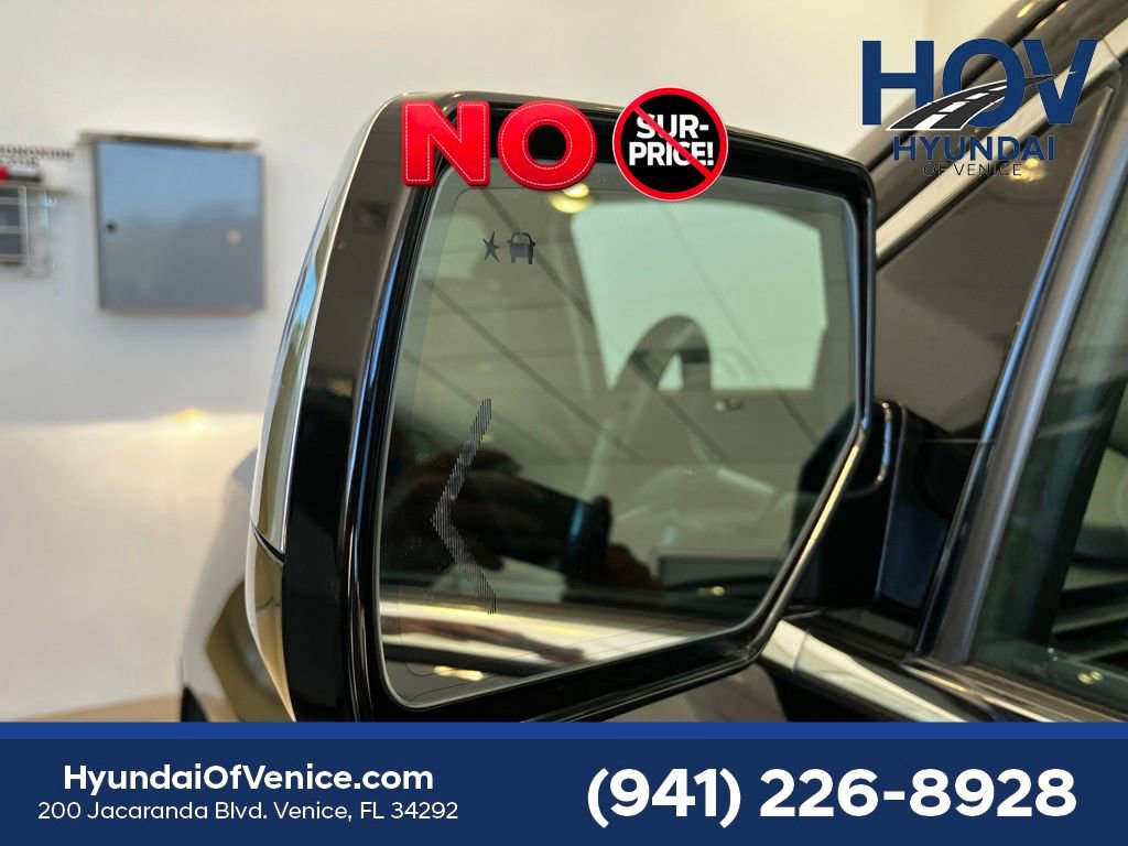 Used 2016 Chevrolet Tahoe LTZ AWD/4WD image 12
