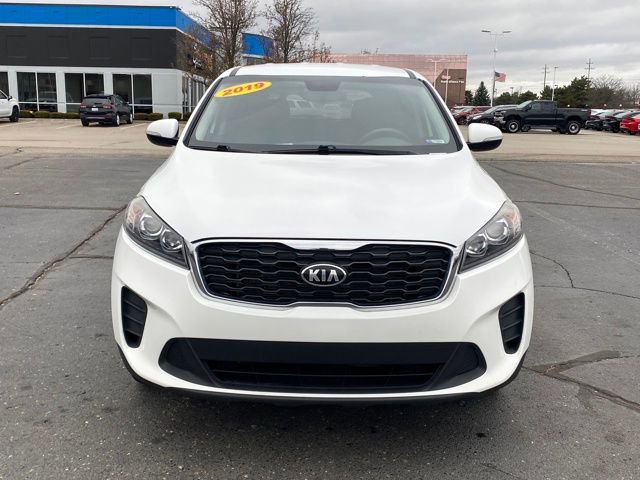 Used 2019 Kia Sorento LX image 3