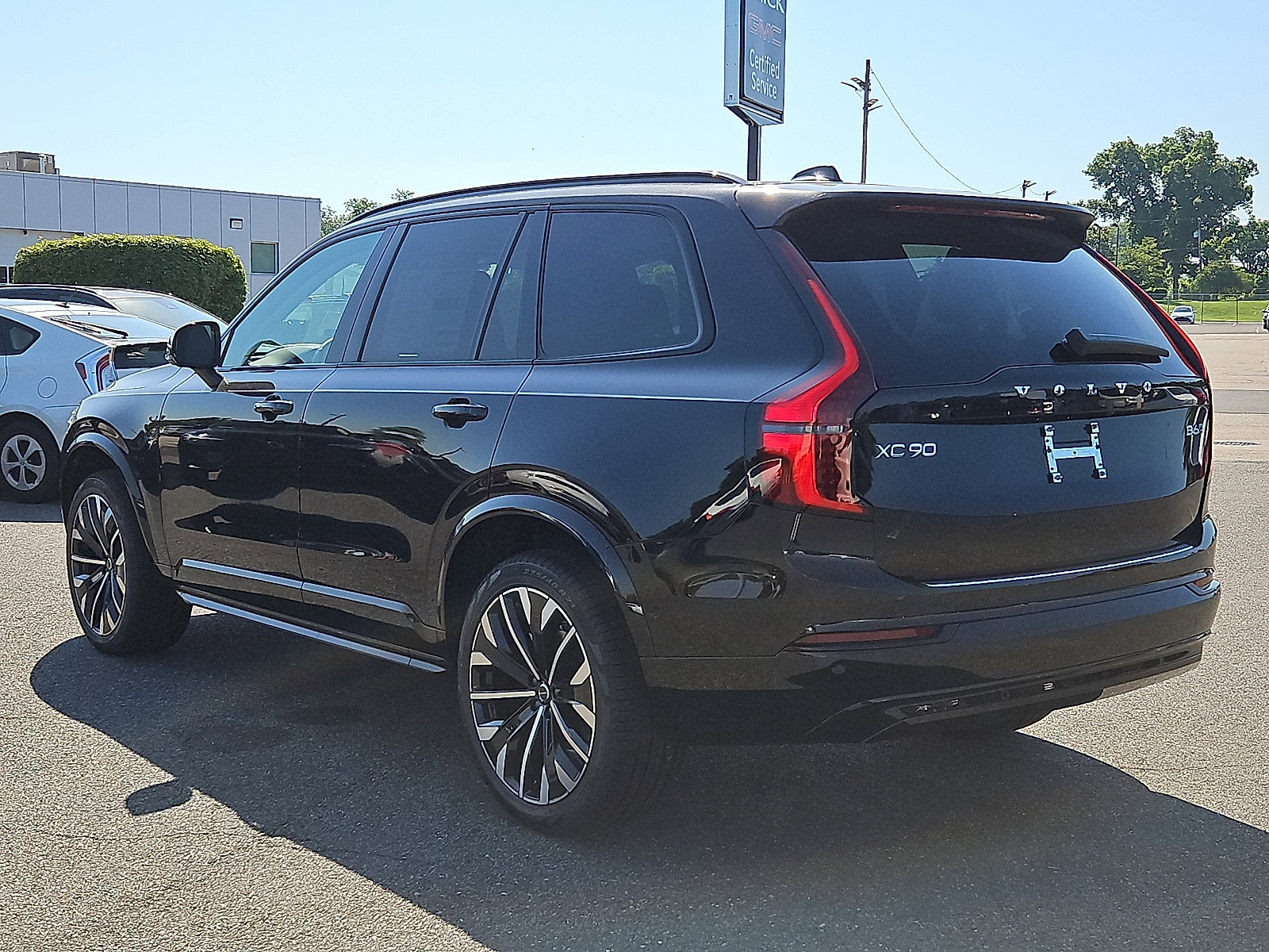 New 2026 Volvo XC90 B6 Ultra image 4