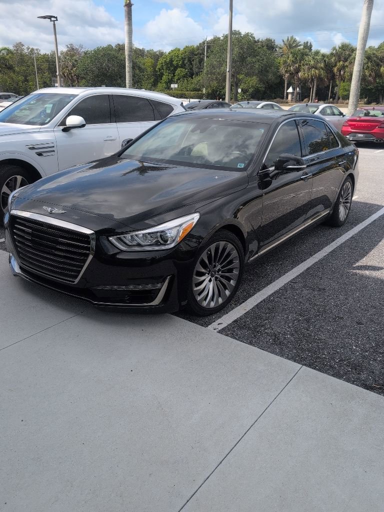 Used 2019 Genesis G90 5.0 Ultimate RWD image 2