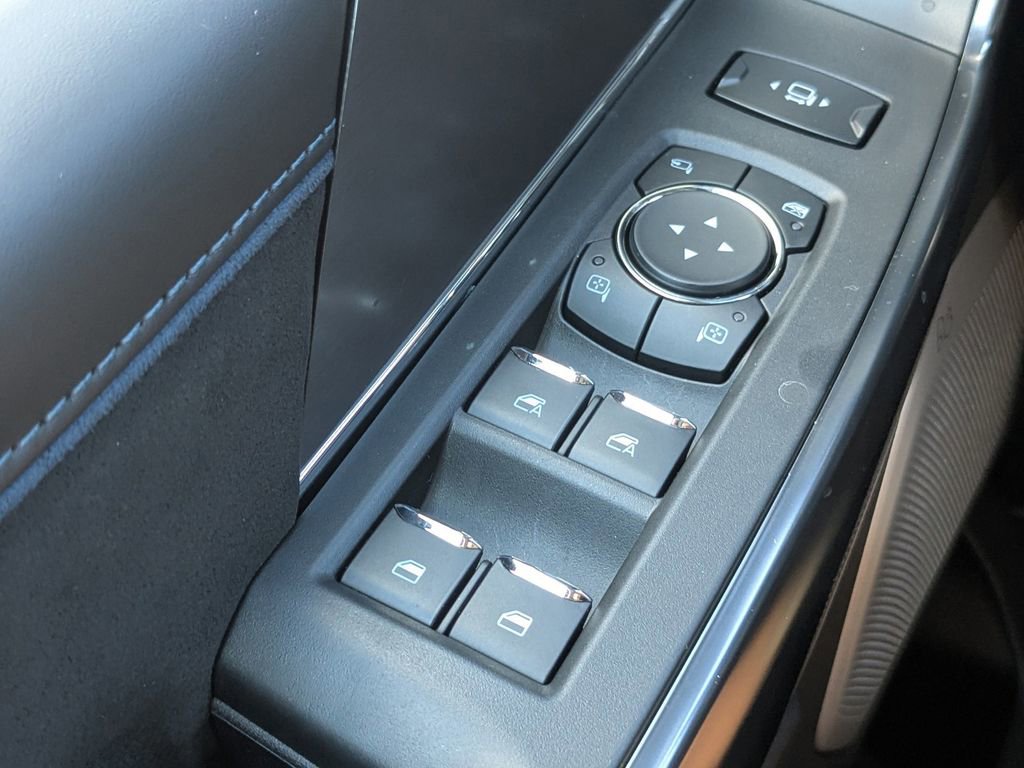 New 2026 Ford F350 Platinum w/ FX4 Off-Road Package image 27