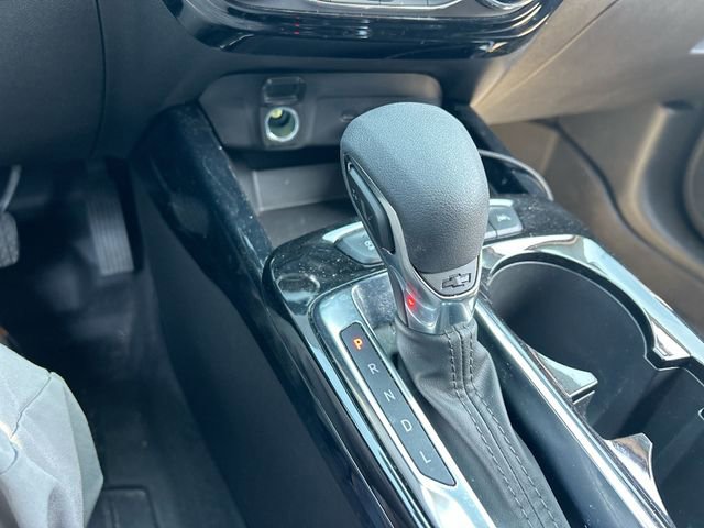 Used 2024 Chevrolet Trax LT w/ Driver Confidence Package FWD image 24