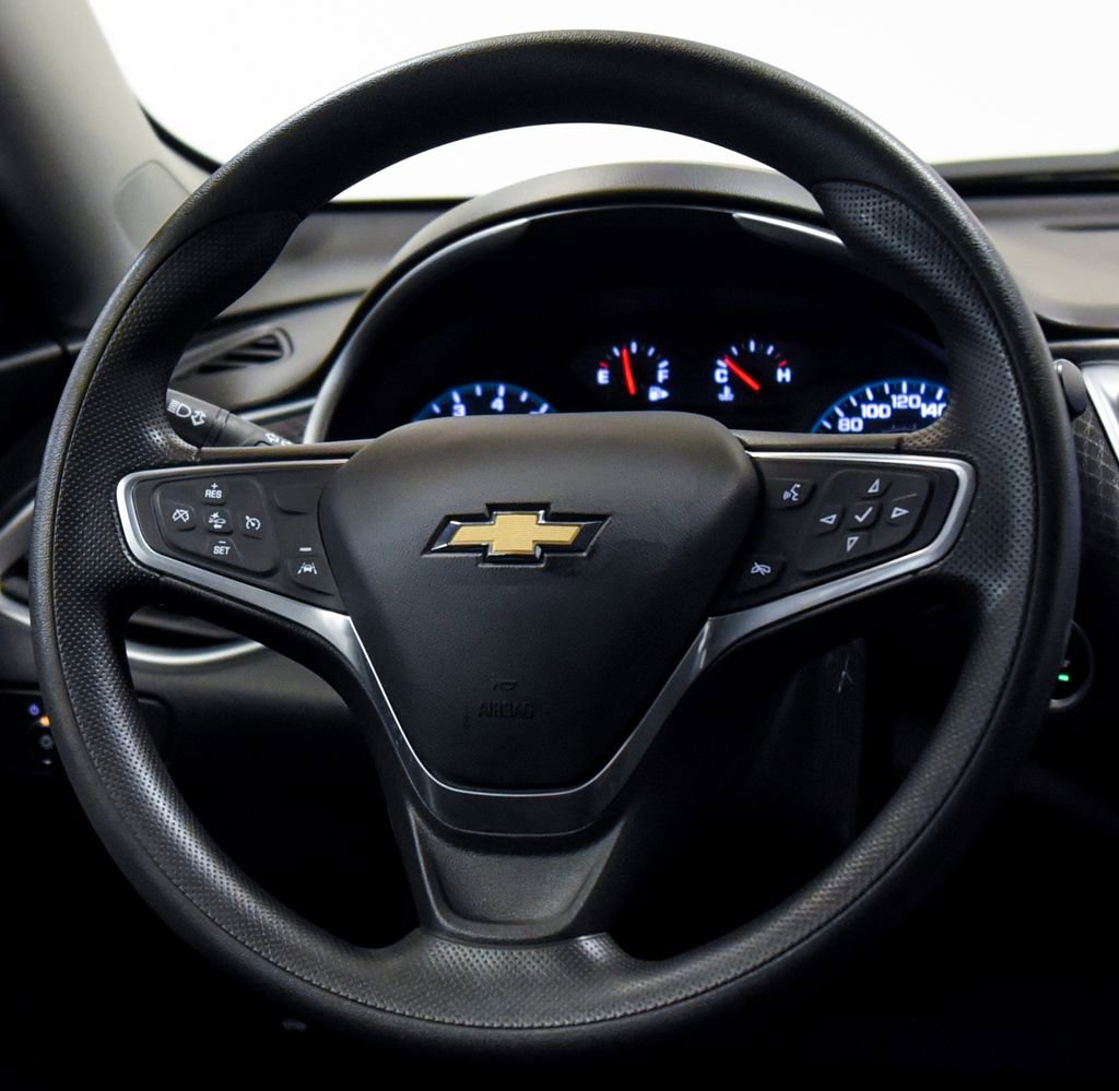 Used 2023 Chevrolet Malibu LT image 25