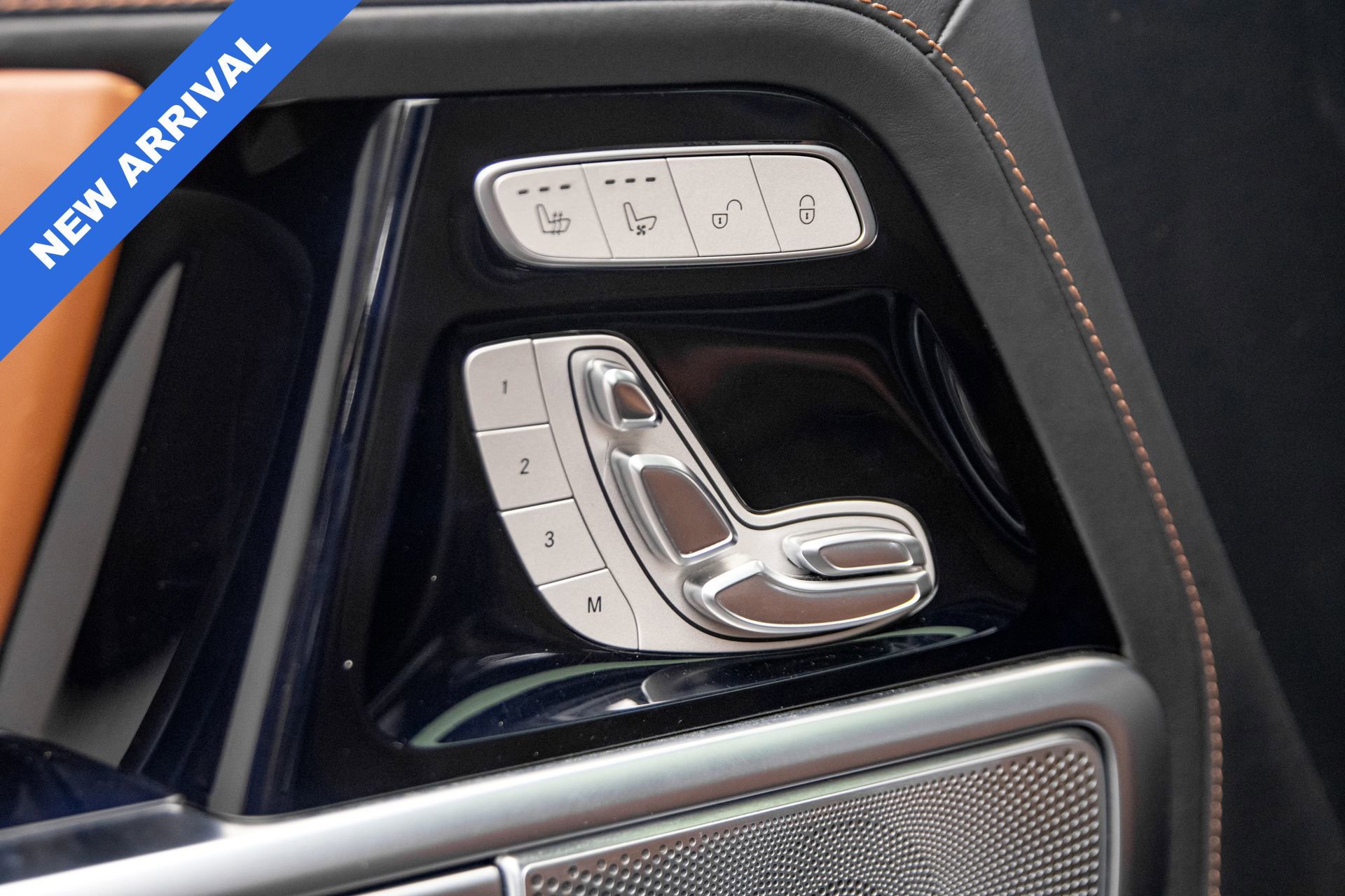 Used 2021 Mercedes-Benz G 550 image 12