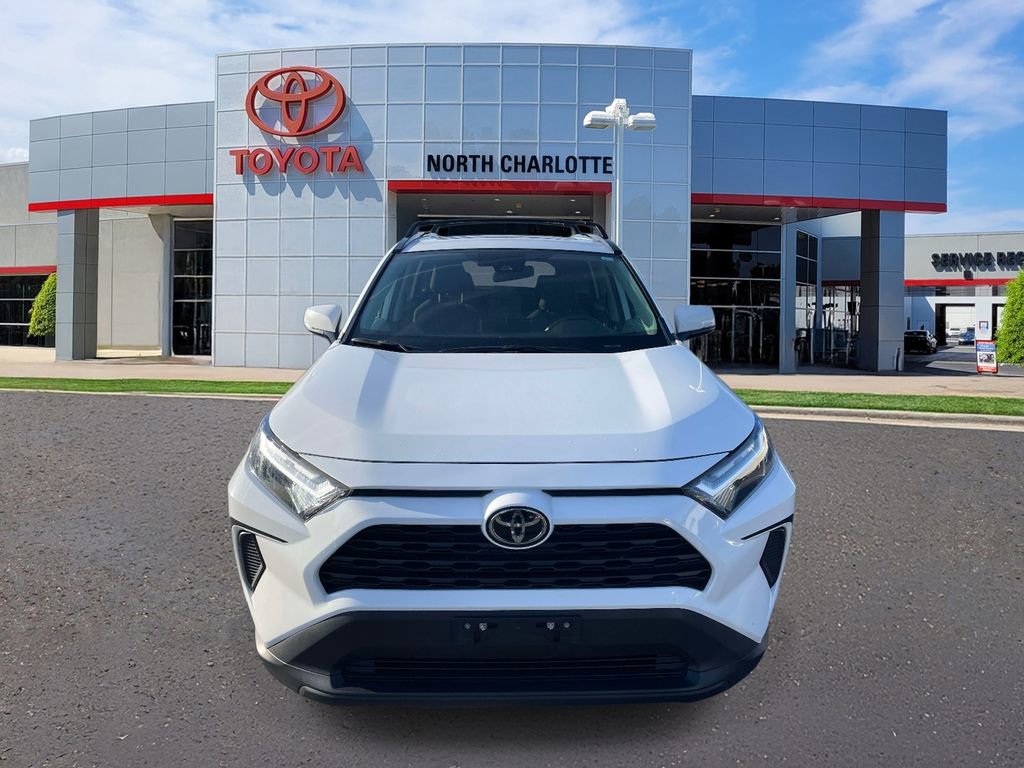 Used 2024 Toyota RAV4 XLE w/ Convenience Package image 5