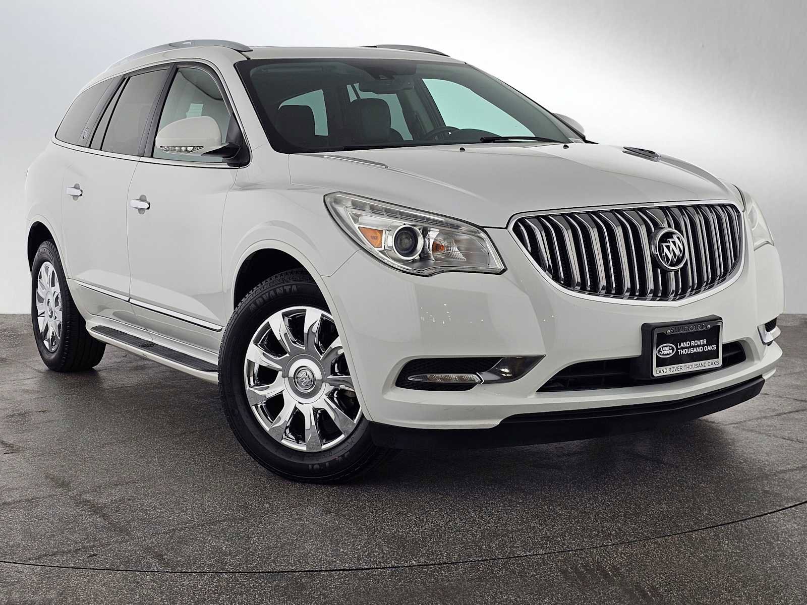 Used 2017 Buick Enclave Premium image 2