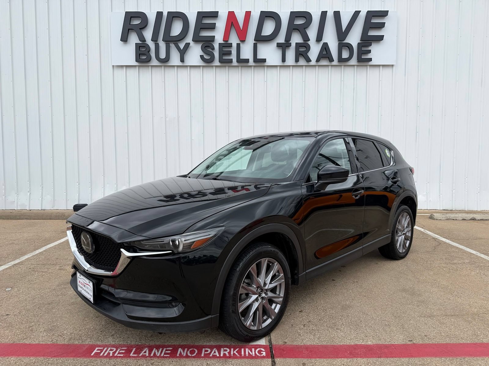 Used 2020 MAZDA CX-5 Grand Touring w/ GT Premium Package FWD image 1