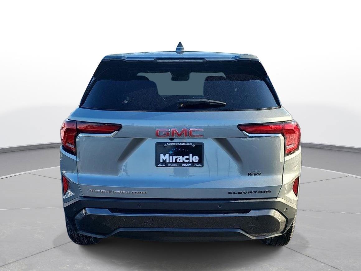 Used 2025 GMC Terrain Elevation image 6