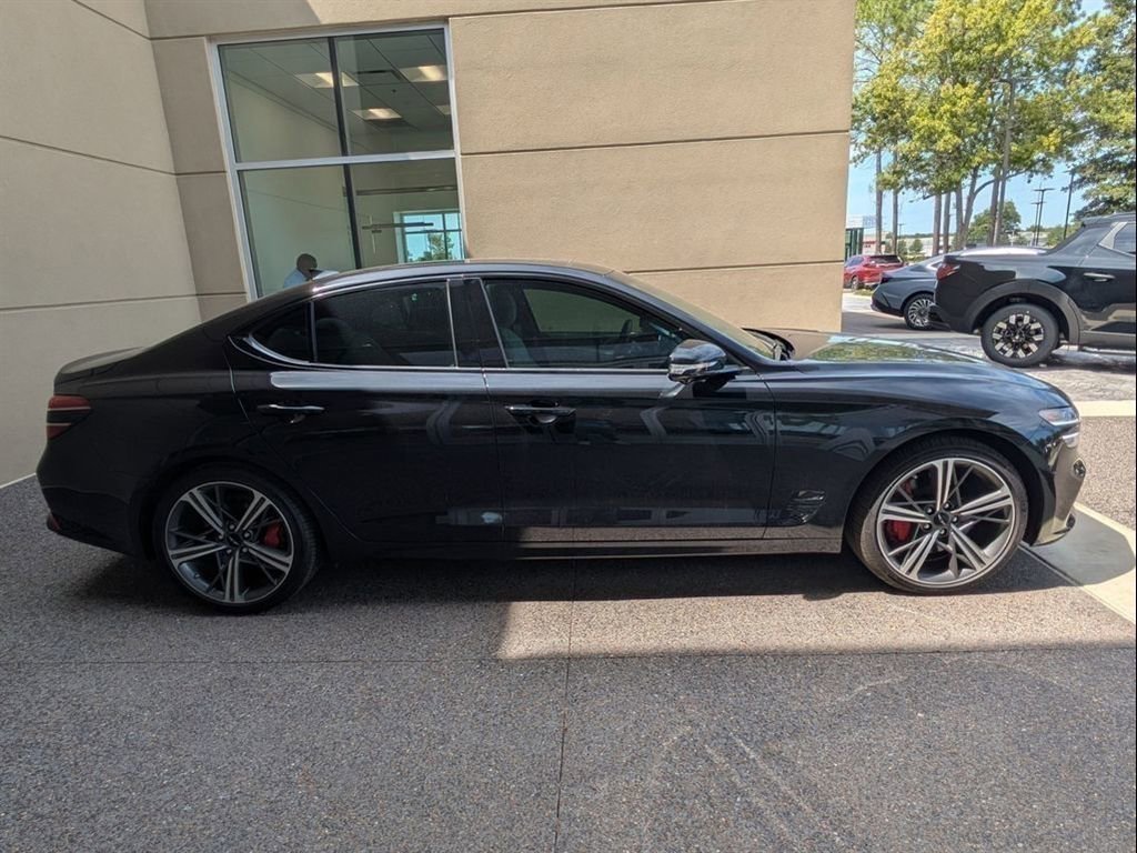 Used 2025 Genesis G70 3.3T Advanced w/ Sport Prestige Package image 6