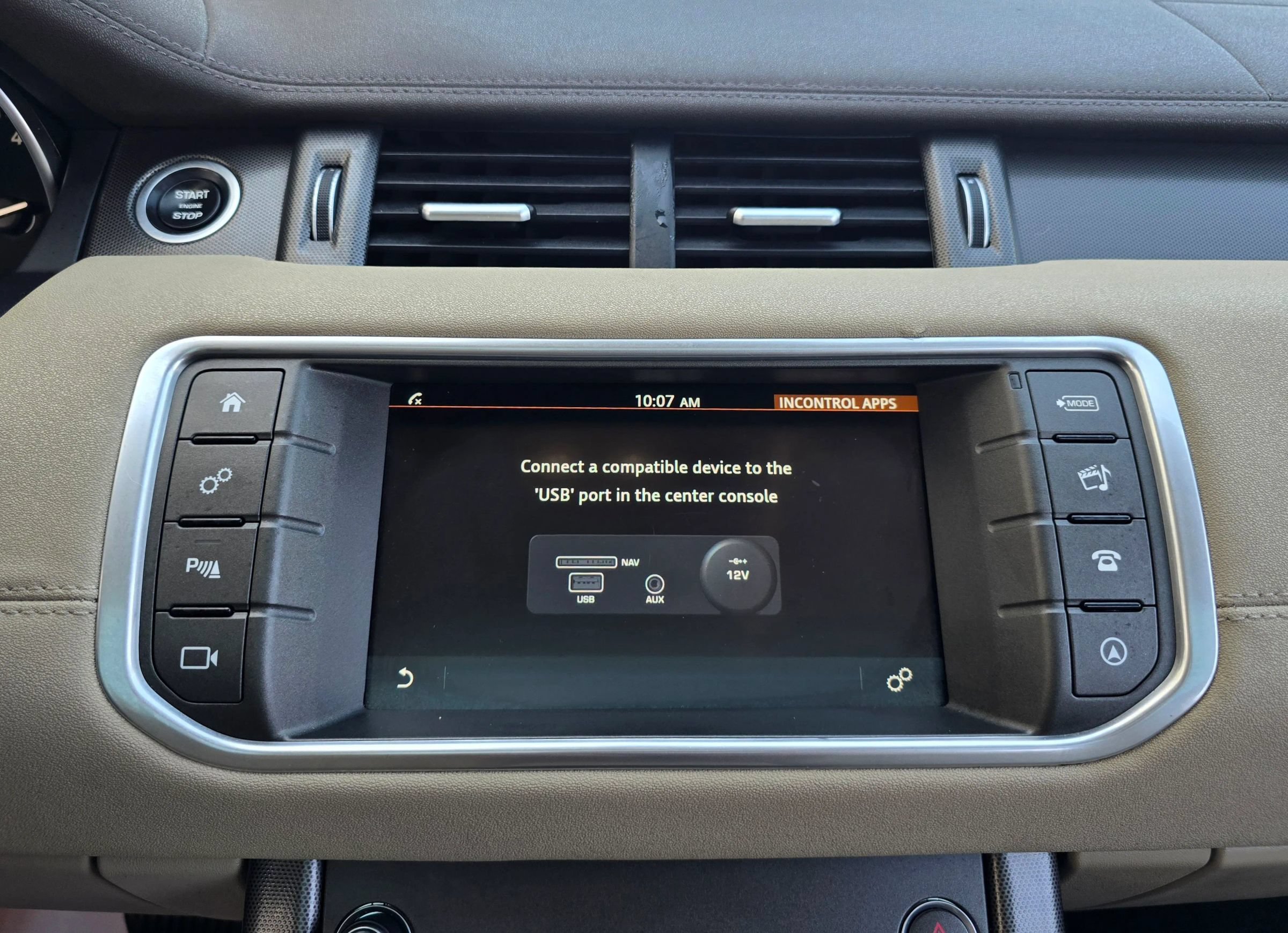 Used 2018 Land Rover Range Rover Evoque SE Premium AWD/4WD image 32