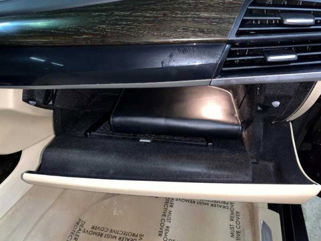 Used 2015 BMW X5 xDrive50i AWD/4WD image 45