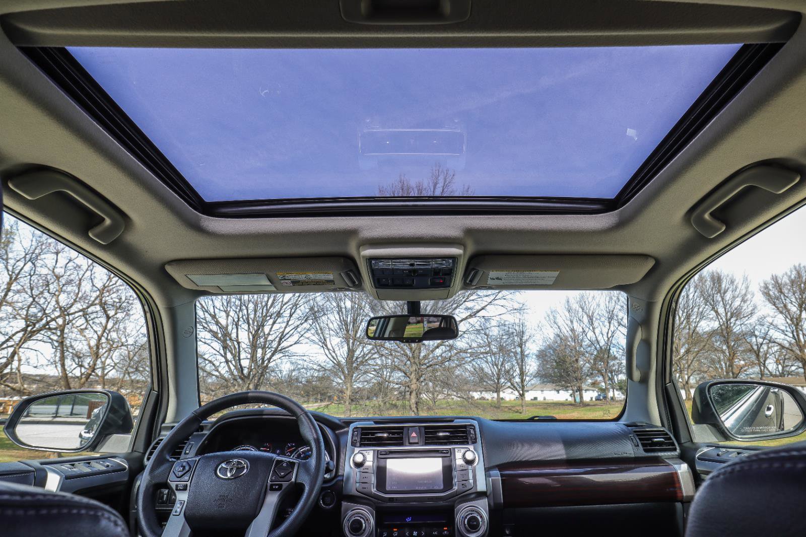 Used 2017 Toyota 4Runner Limited image 6