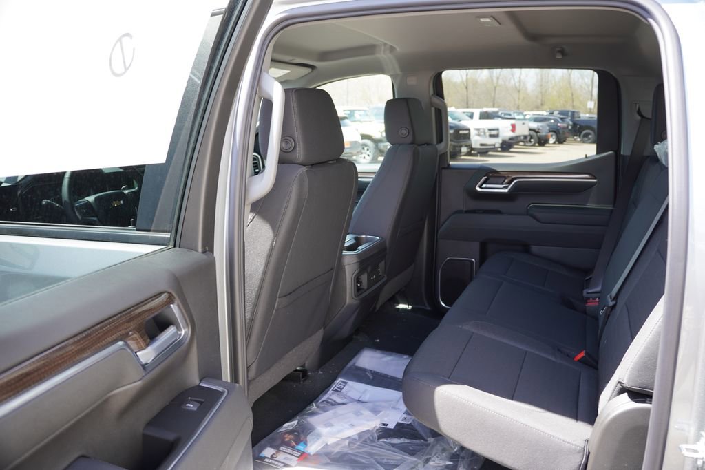 New 2026 Chevrolet Silverado 1500 LT AWD/4WD image 11