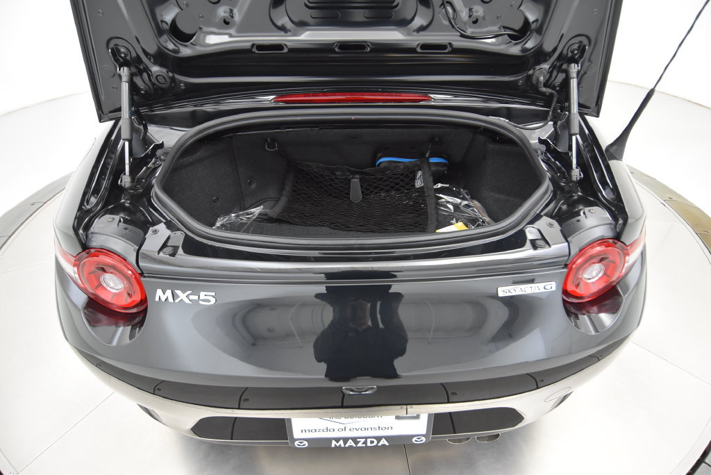 New 2026 MAZDA MX-5 Miata Club w/ Weather Package RWD image 39