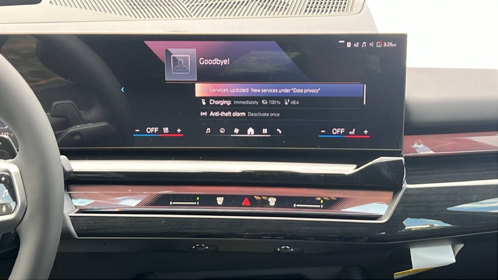 New 2027 BMW 550e xDrive AWD/4WD image 13
