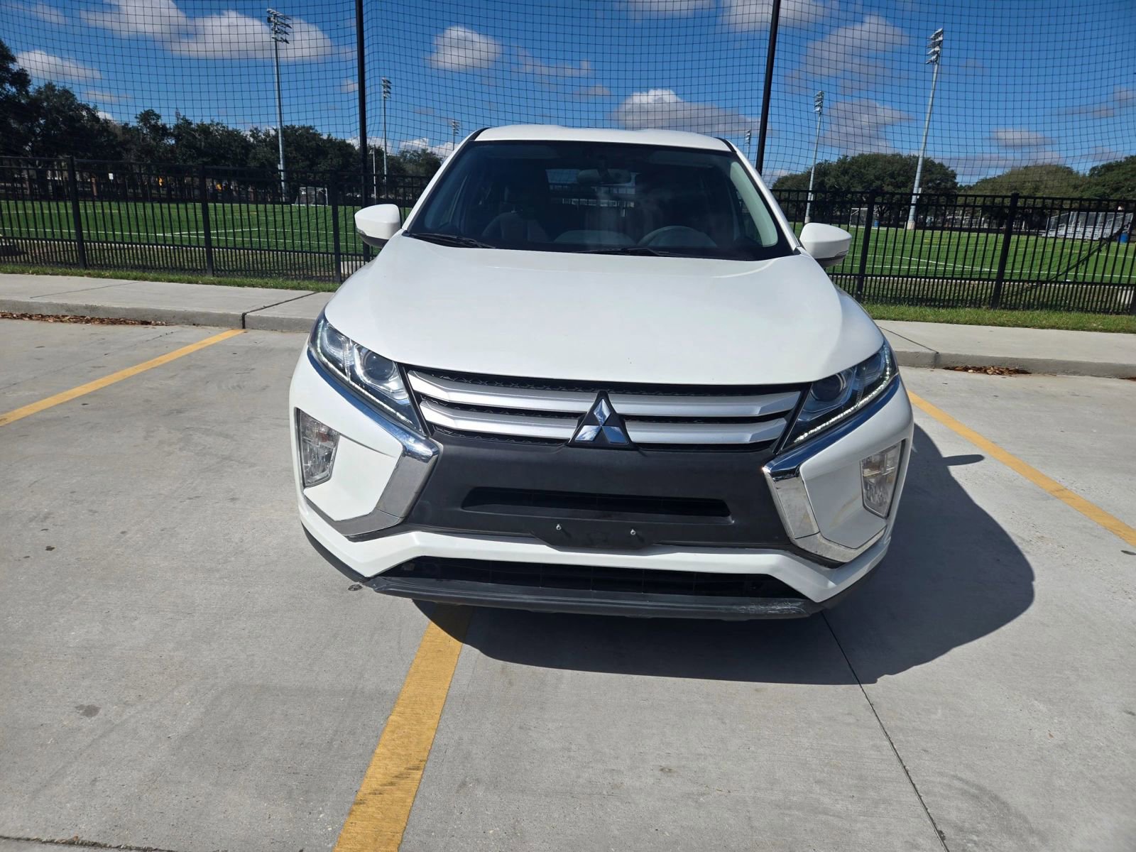 Used 2020 Mitsubishi Eclipse Cross ES image 4