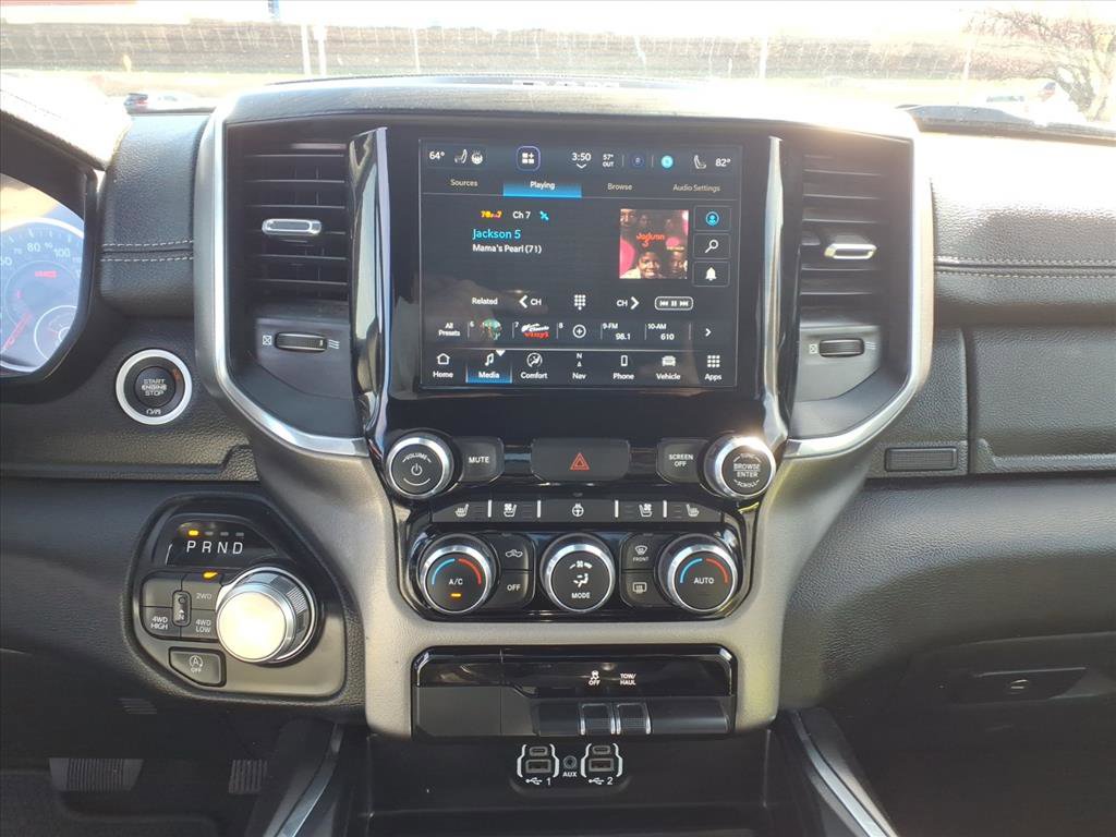 Used 2024 RAM 1500 Laramie AWD/4WD image 10