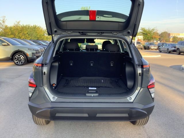 Certified 2026 Hyundai Kona SE image 13