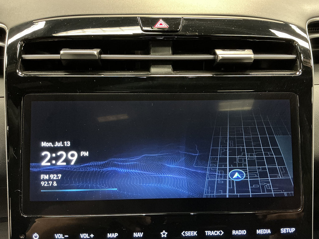 Used 2024 Hyundai Santa Cruz Night AWD/4WD image 14
