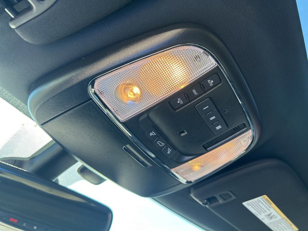 Used 2020 Jeep Grand Cherokee Limited w/ Premium Lighting Group image 44