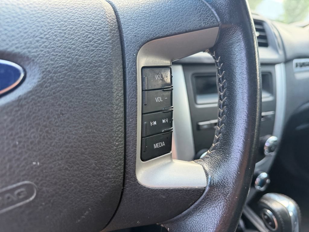 Used 2011 Ford Fusion SE w/ Sport Appearance Pkg FWD image 16