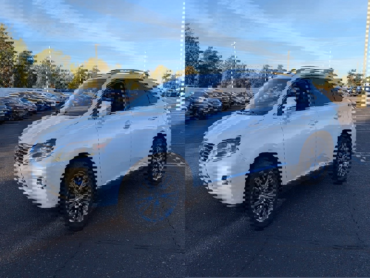 Used 2013 Lexus RX 450h AWD image 2