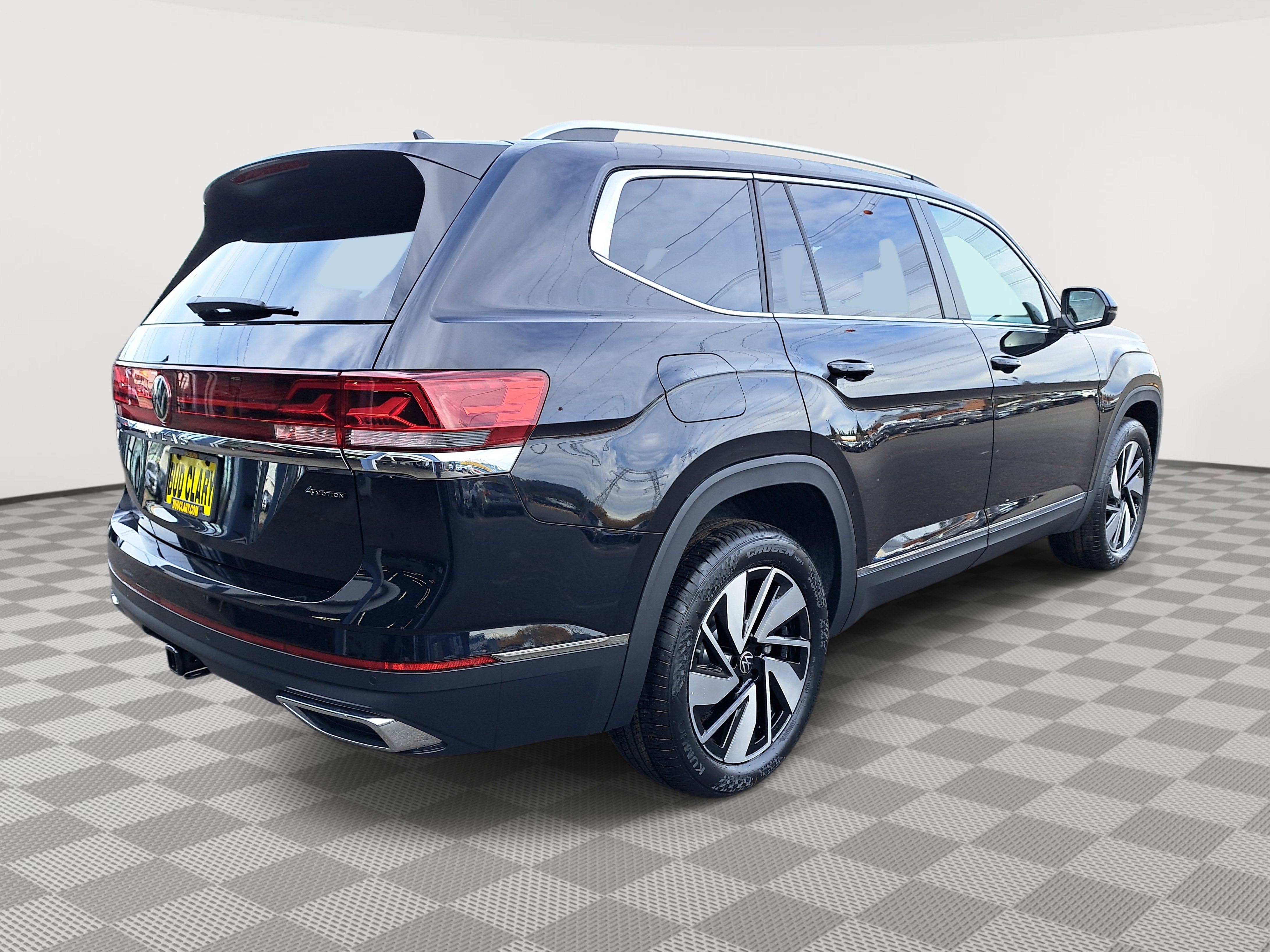 New 2025 Volkswagen Atlas SEL image 6