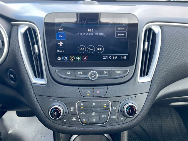 Used 2022 Chevrolet Malibu LT image 13