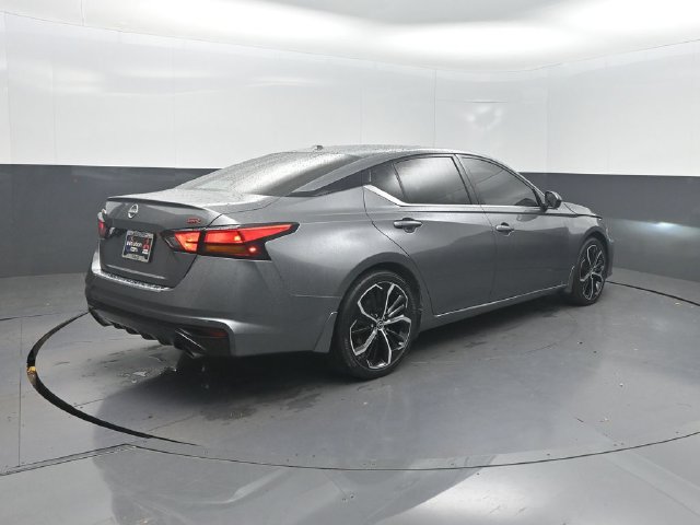Used 2023 Nissan Altima 2.5 SR w/ SR Premium Package FWD image 28