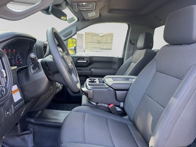 New 2025 GMC Sierra 2500 Pro w/ Convenience Package AWD/4WD image 8