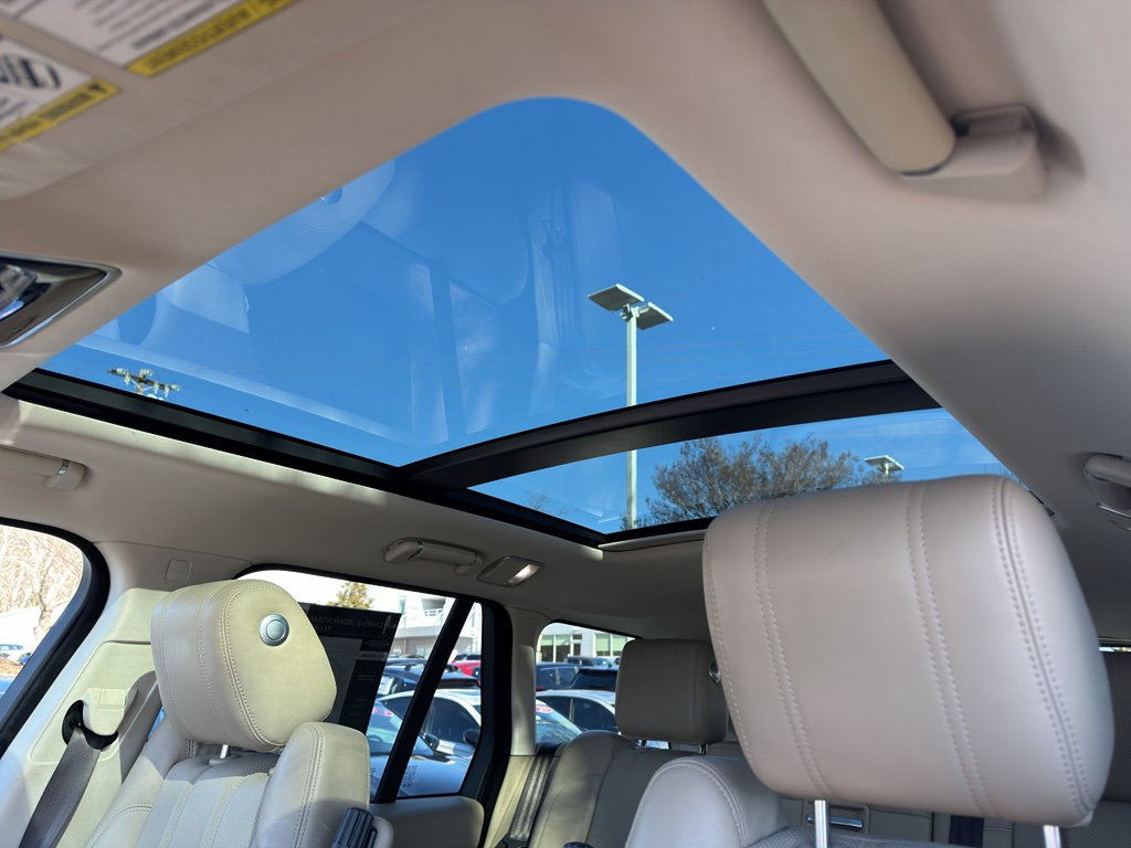 Used 2016 Land Rover Range Rover Supercharged image 30