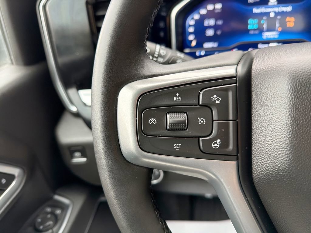 Used 2025 Chevrolet Silverado 2500 LT w/ Convenience Package image 22