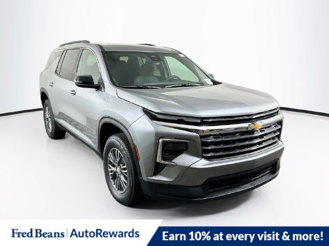 New 2027 Chevrolet Traverse LT AWD/4WD image 1