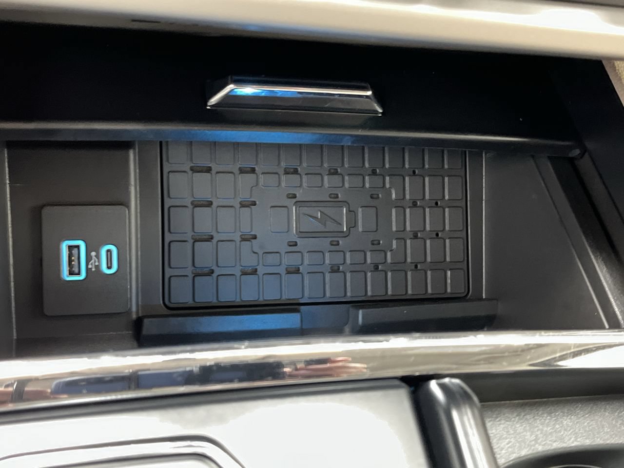 Certified 2024 Ford Expedition XLT AWD/4WD image 28