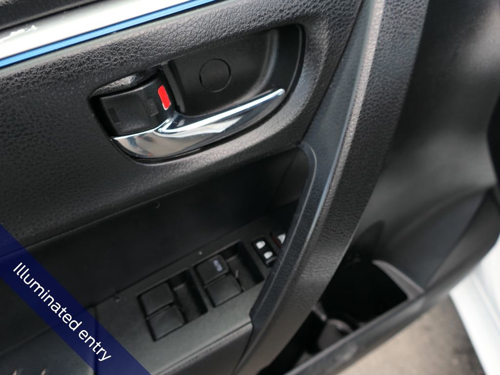 Used 2016 Toyota Corolla S image 14