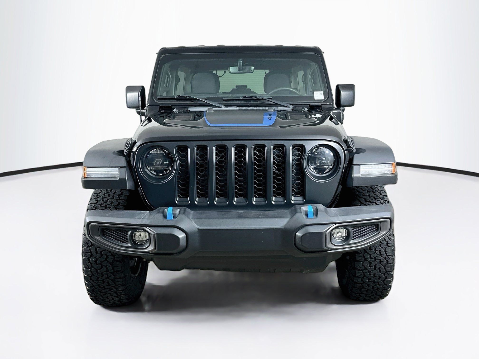 Used 2023 Jeep Wrangler Unlimited Rubicon 4xe AWD/4WD image 2