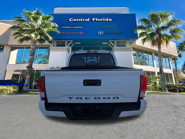 Used 2017 Toyota Tacoma SR w/ SR Convenience Package RWD image 4