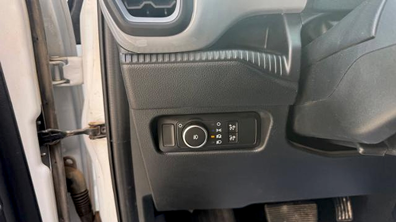 Used 2024 Ford Ranger XL w/ Trailer Tow Package AWD/4WD image 9