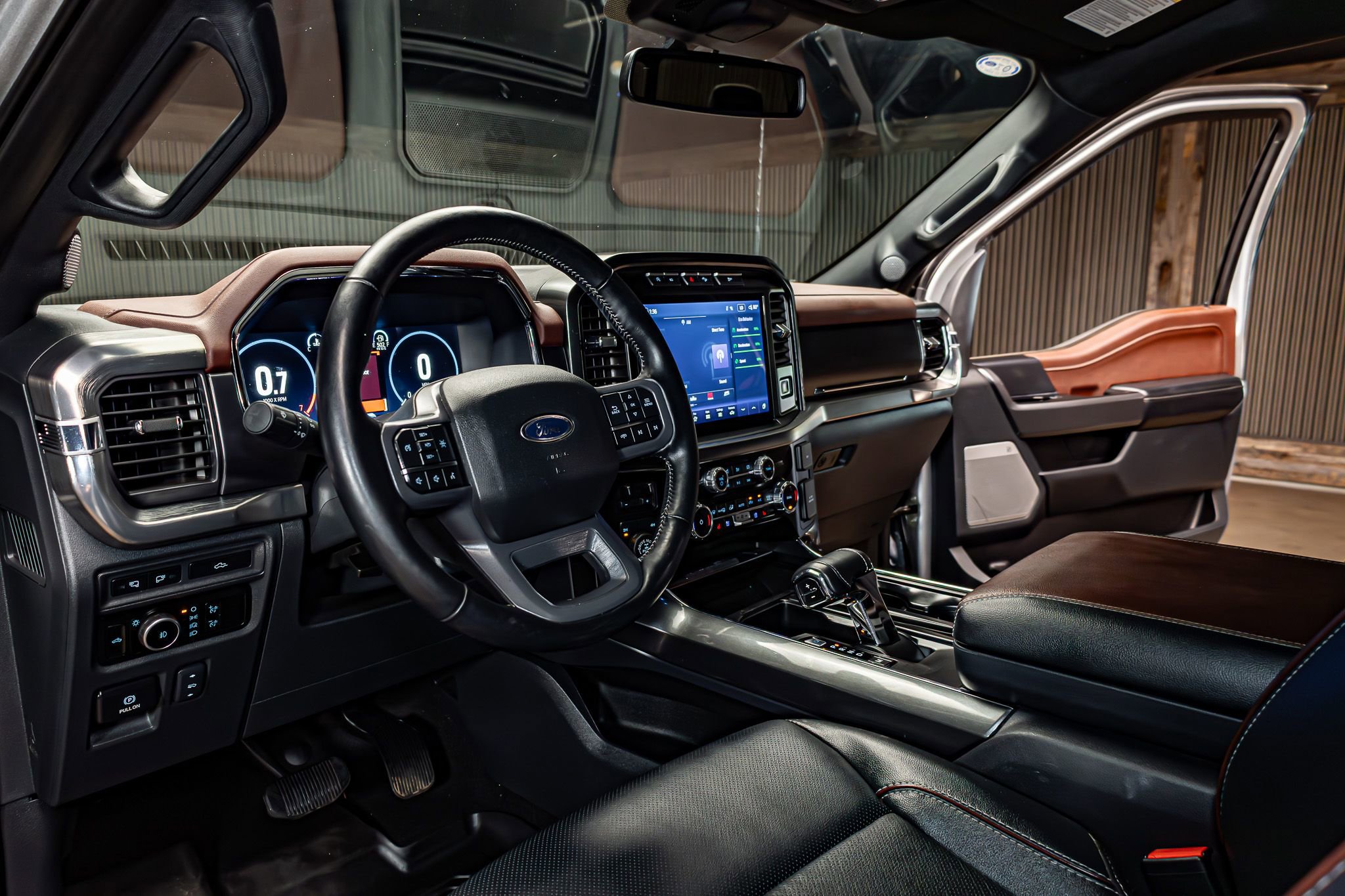 Used 2023 Ford F150 Lariat AWD/4WD image 17