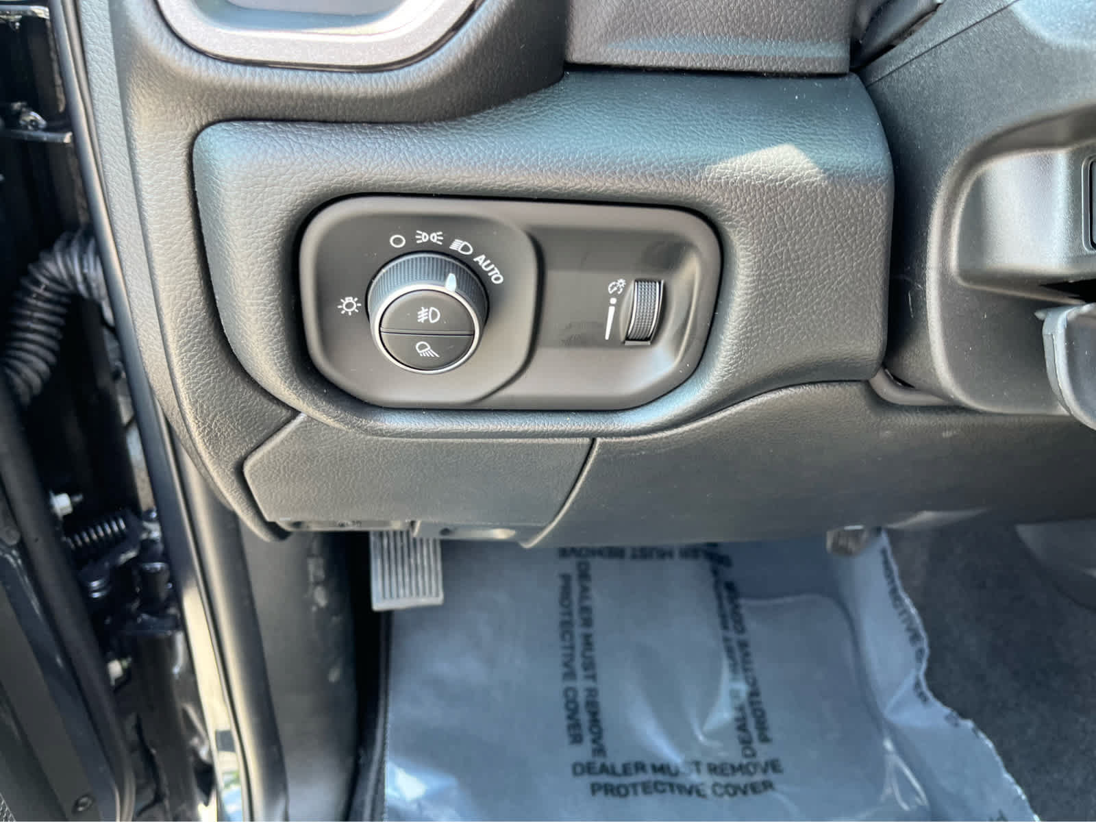 New 2026 RAM 2500 Tradesman AWD/4WD image 12