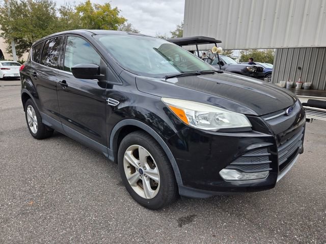 Used 2016 Ford Escape SE image 2