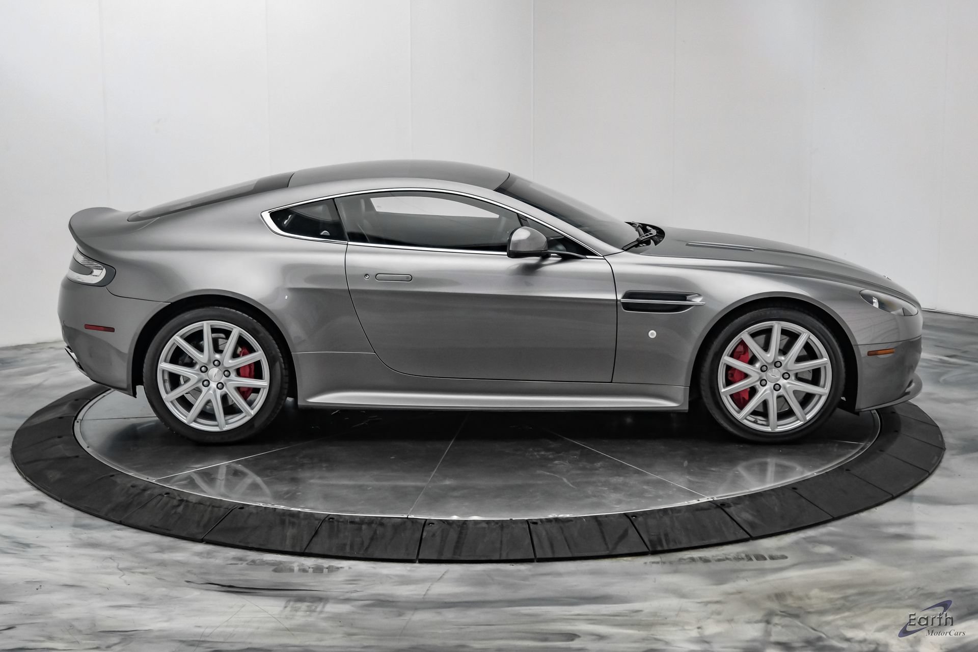 Used 2014 Aston Martin V8 Vantage S RWD image 25