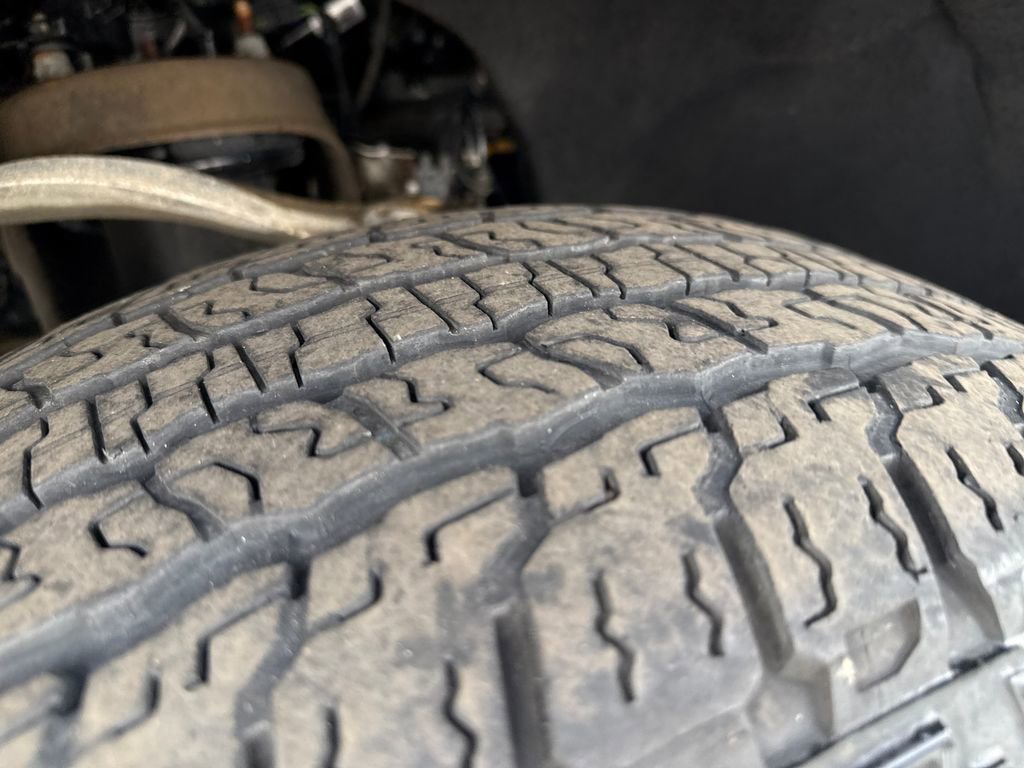 Used 2024 Chevrolet Silverado 1500 LT image 32