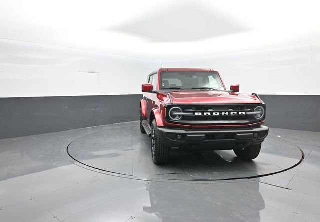 New 2026 Ford Bronco Outer Banks image 2