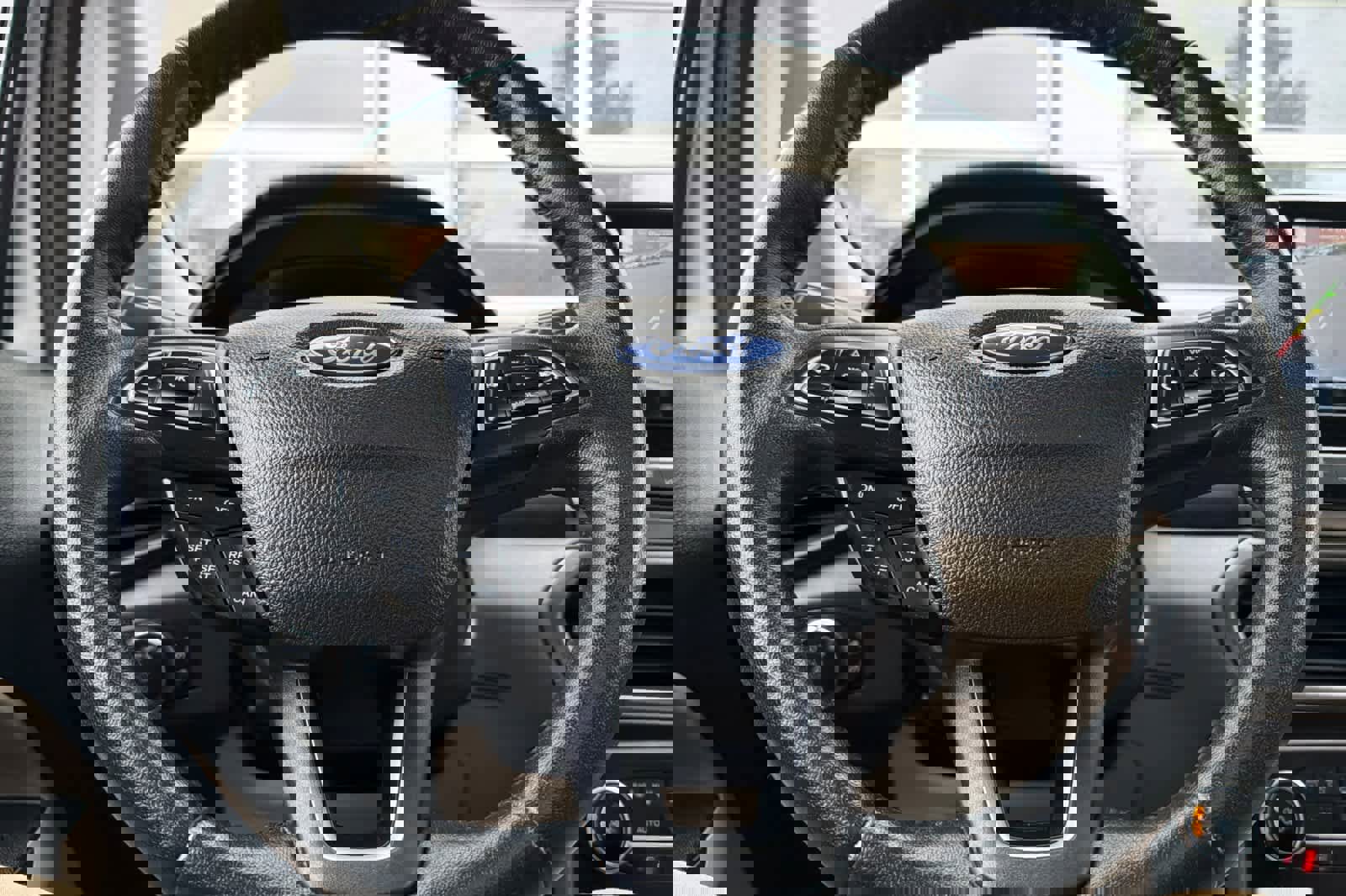 Used 2019 Ford EcoSport SE image 25